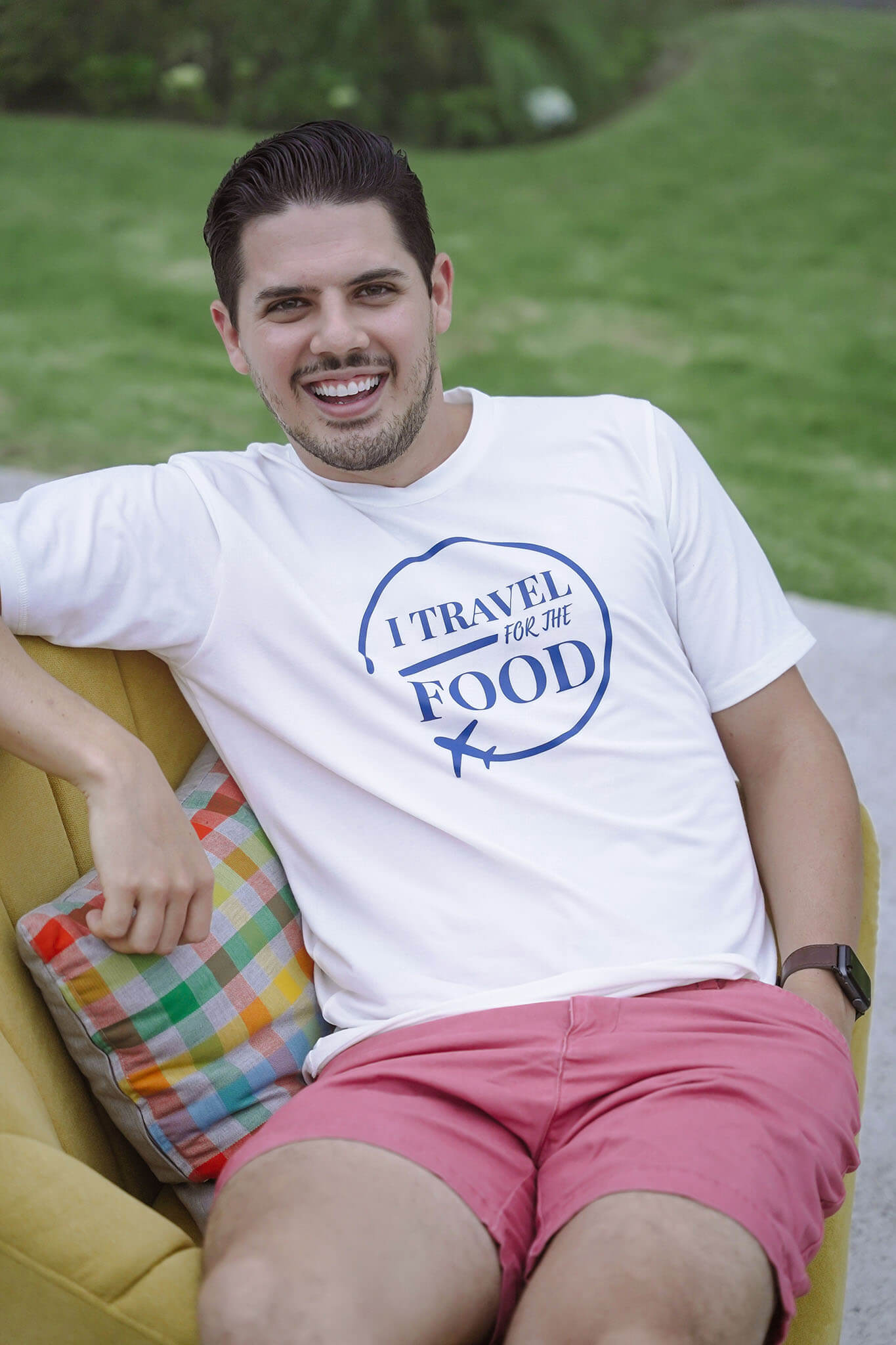 Camiseta de Hombre «Raised on Gallo Pinto y Picadillo» – Chef Sophia